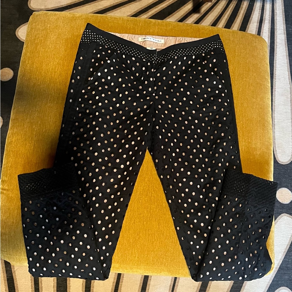 ⚫️ Trina Turk Eyelet Lined Black Pants ⚫️
